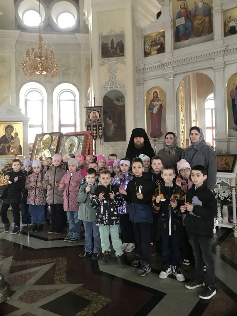 Звон колоколов и православные традиции: экскурсии для школьников Курска