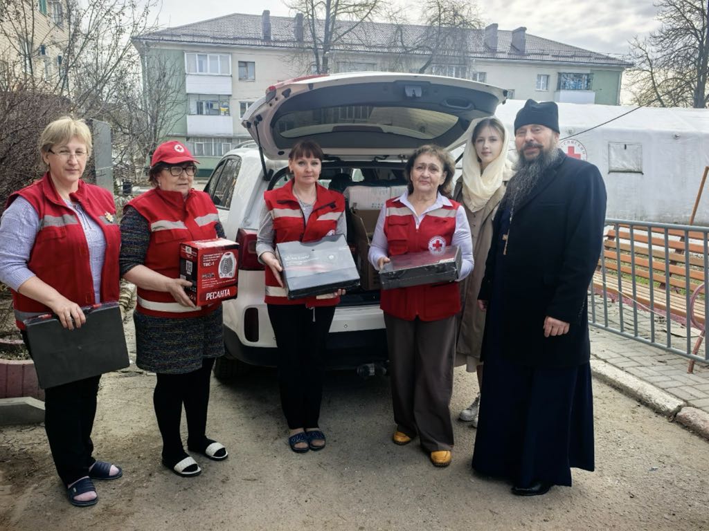 «Юницы» Белгородской области оказали помощь подопечным Российского Красного Креста