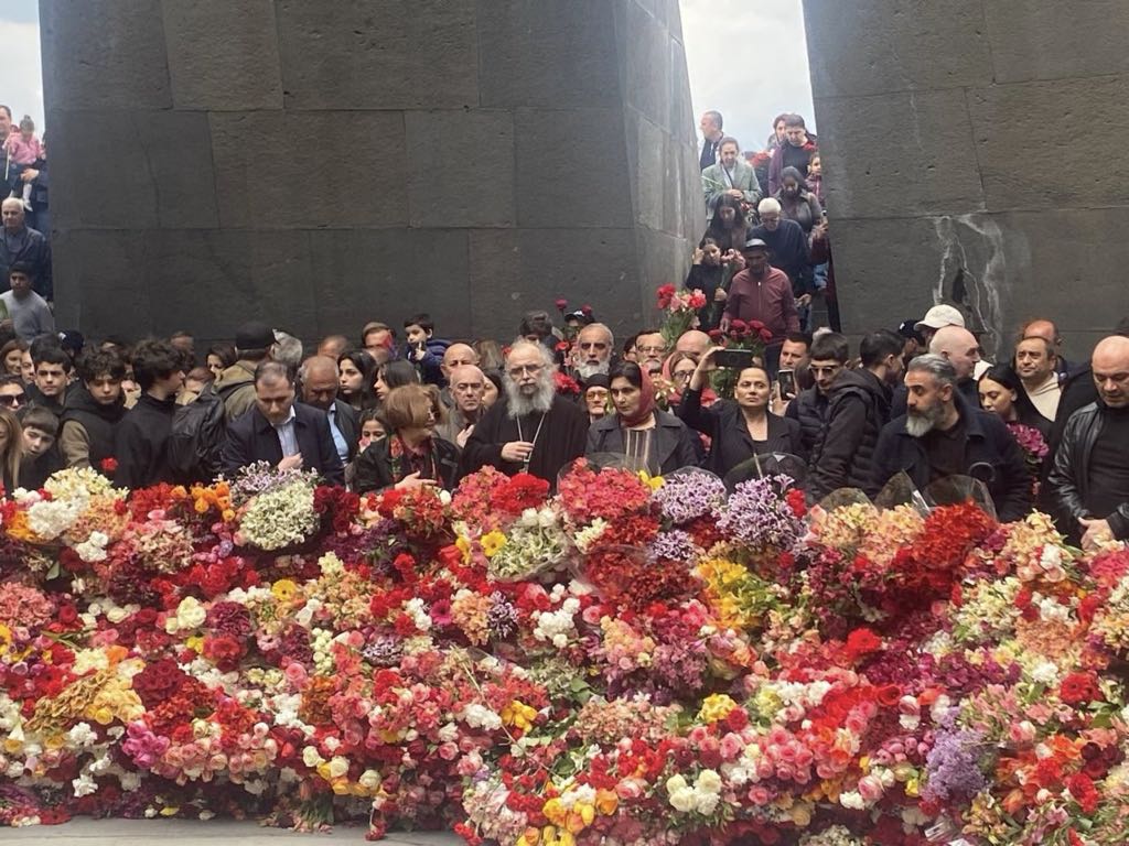 В Ереванско-Армянской епархии почтили память жертв геноцида армян в Османской империи